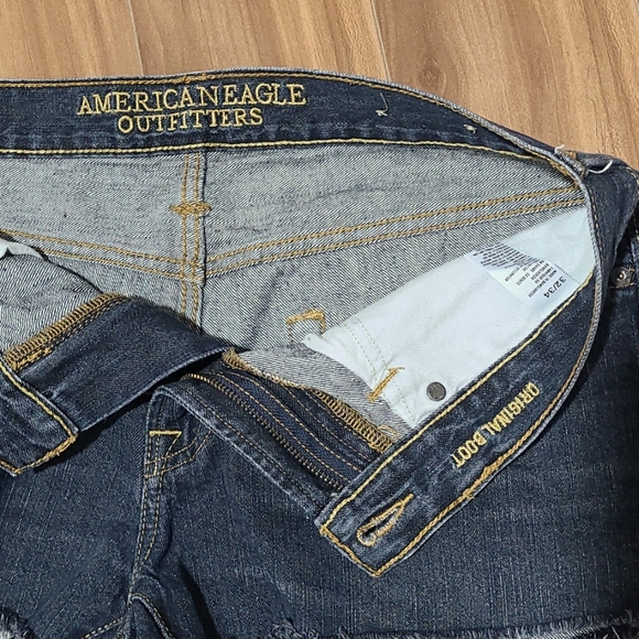 American Eagle Outfitters jeans shorts. - Picture 3 of 5